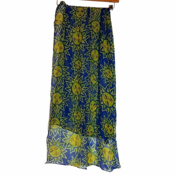 ATG Unic and rare 100%rayon sun scarf - Picture 5 of 6